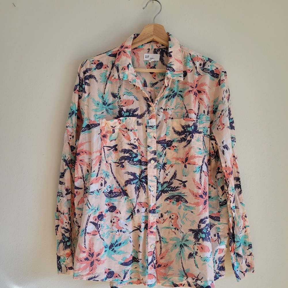 GAP Women's XL Boyfriend Button Up Shirt Pink Blue Floral Bird Cotton Tropical
